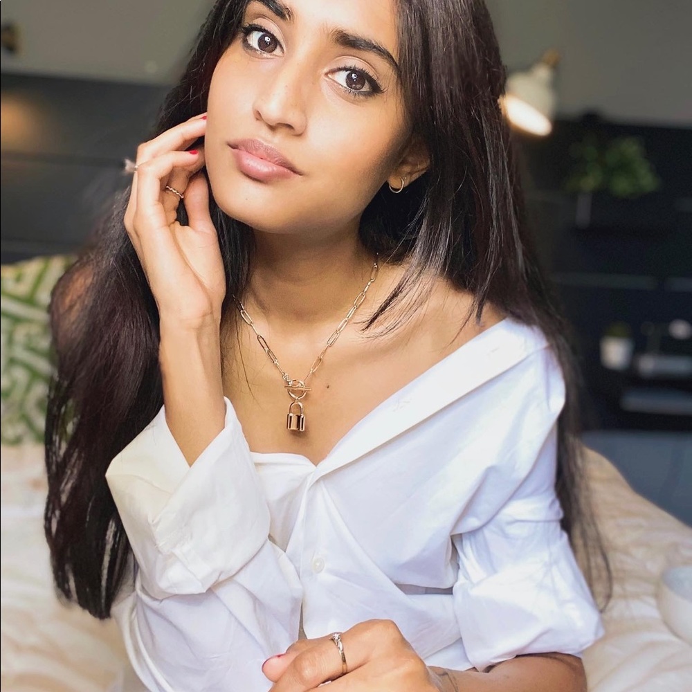 Meet your Posher, Shiona